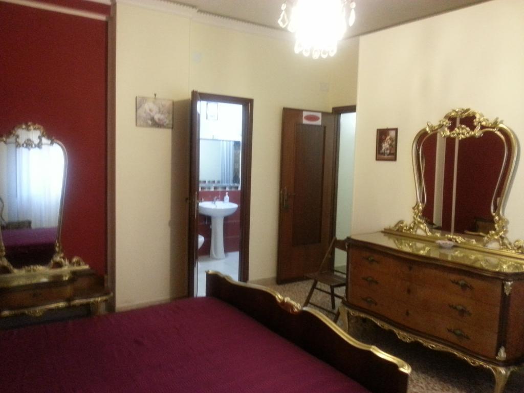 B&B Intrabartolo Trapani Chambre photo